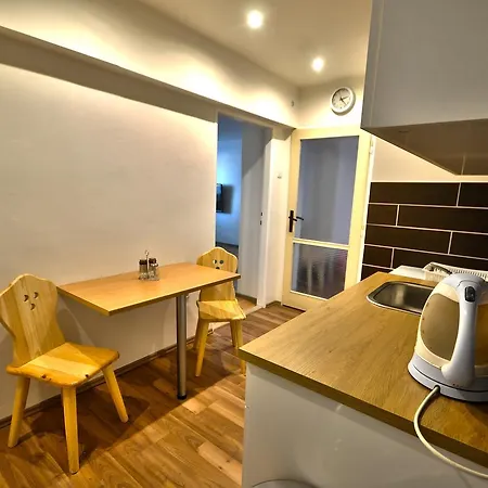 Apartman Nad Laznemi Appartement